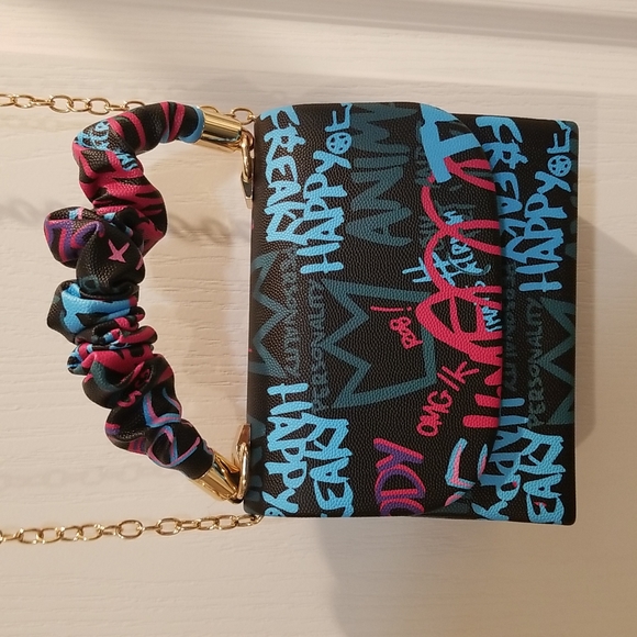 NWT Hello 3aM Graffiti Crossbody Purse - Picture 1 of 12